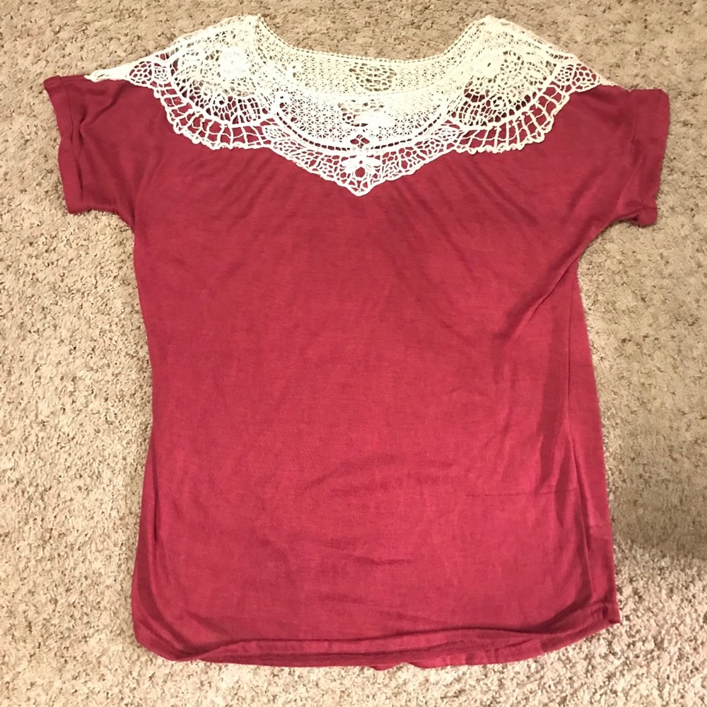 Comfortable floral lace and cotton top